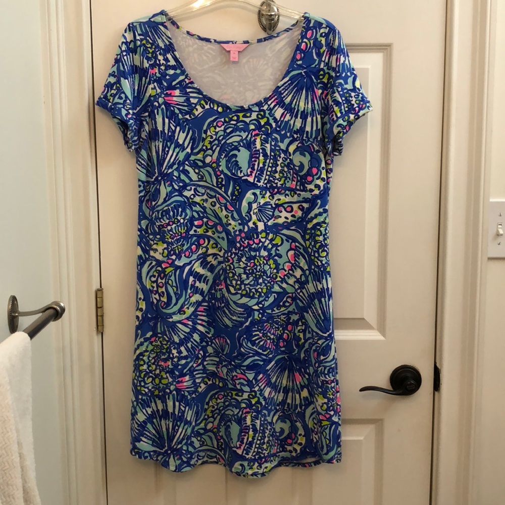 Lilly Pulitzer T-shirt dress size M